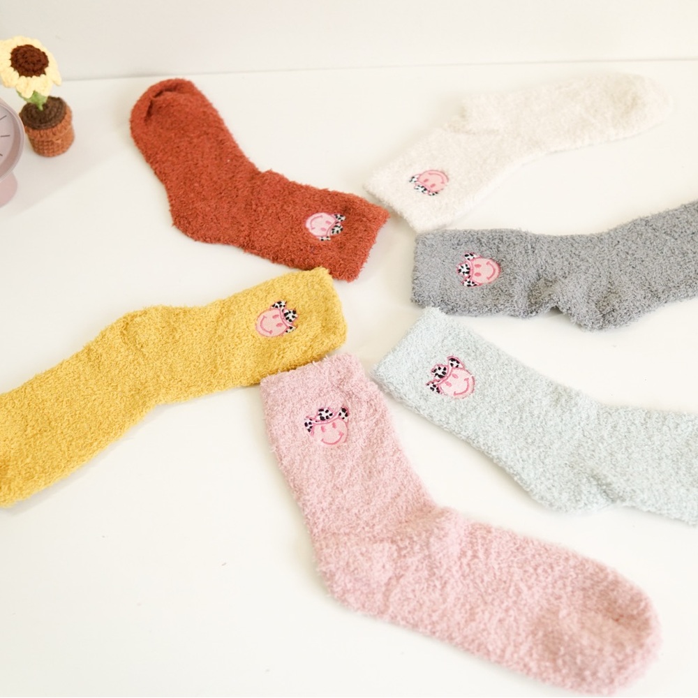 Colorful Fuzzy Socks Set - Picture 3 of 3
